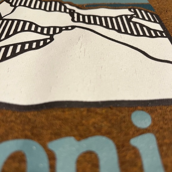 Men’s long sleeve heather brown t-shirt - Picture 3 of 11